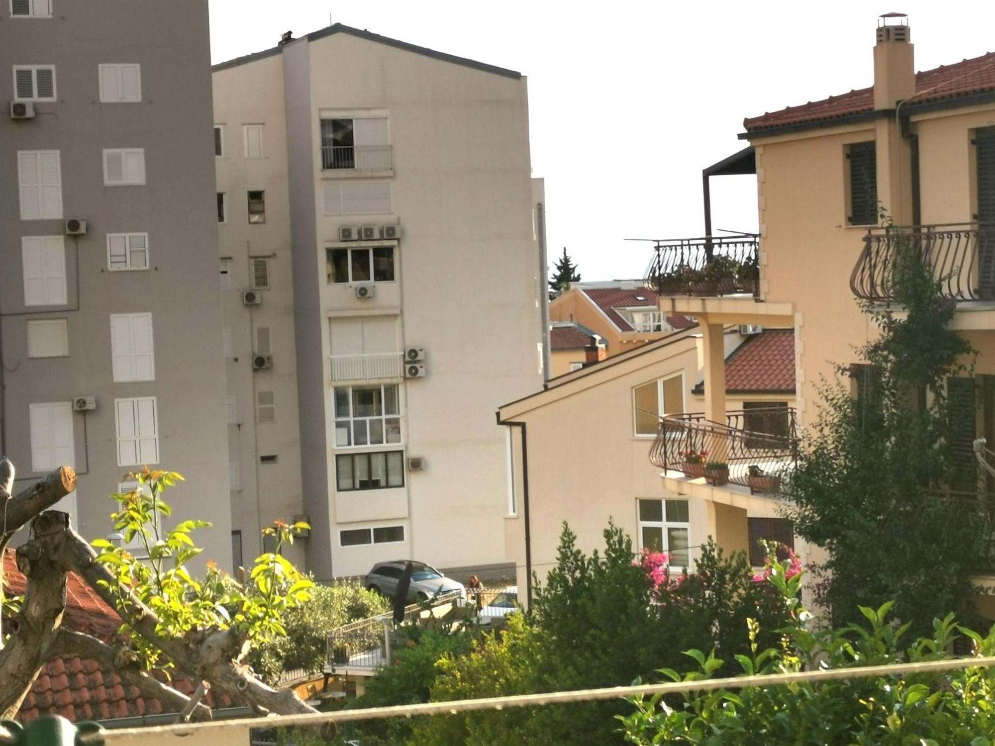 Apartmani Rudelj Makarska Exterior foto